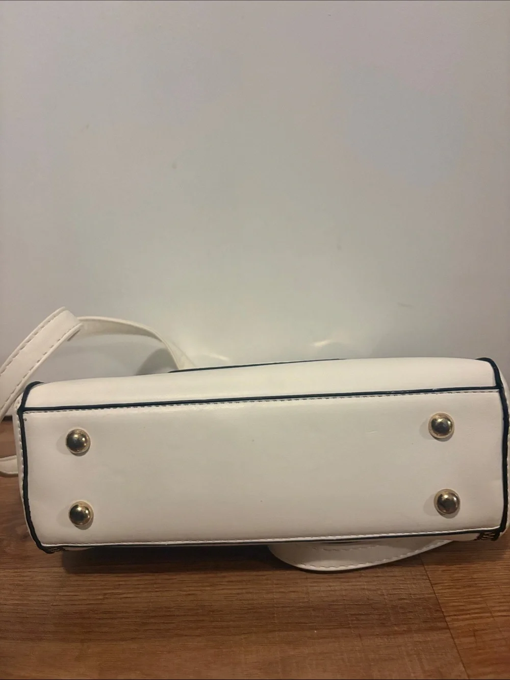 N/A elegant white